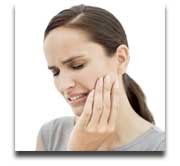 Tumore alla mandibola Introduzione - Donna con dolore alla mandibola
